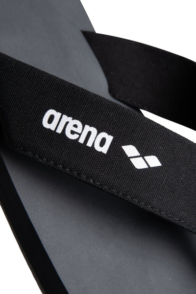 Shapka plazhi Arena Sand Thong, nr 44, të zeza