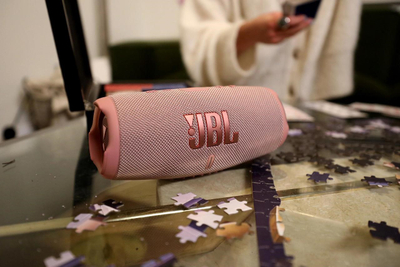 Блутут звучник JBL Charge 5, пренослив, IP67, розов