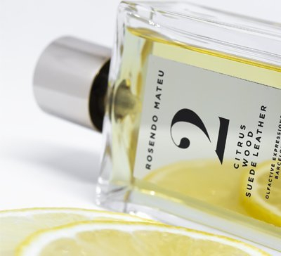 Parfum Rosendo Mateu No.2 Citrus Wood and Suede Leather, Eau de Parfum, 100ml, për femra
