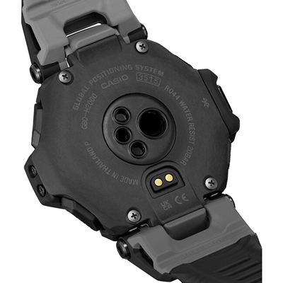Orë për meshkuj Casio G-shock G-squad Bluetooth Step Tracker, e zezë