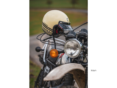 Helmetë moto CASSIDA ESO Forty Nine 2026, fiberglass, retro, krem e zezë