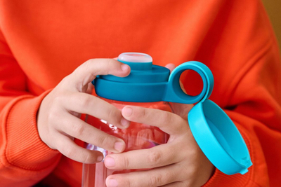 Shishja për ujë Mepal Flip Cap Campus, 600 ml, pa BPA, e kaltër