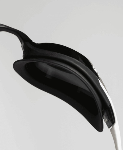 Syze noti Arena Cobra Swipe Mirror, kundra mjegullës, lente mirror, të zeza