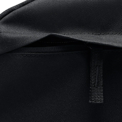 Çantë shpine Nike DD0559-010, e zezë