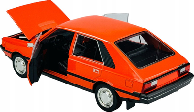 Maketi makinë Welly Polonez FSO, shkallë 1:24, model për koleksion, shumëngjyrësh
