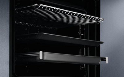 Furrë elektrike Electrolux EOD6C77WZ SteamBake, e zezë