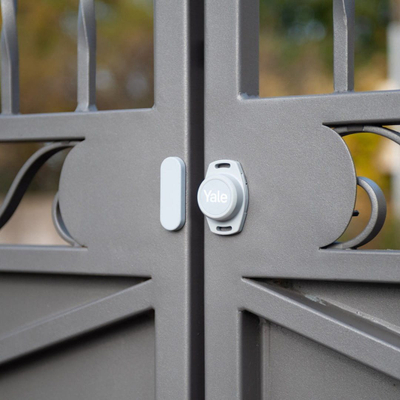 Senzor dere Yale Home Gate Sensor and Magnet, pozicionimi, i gri