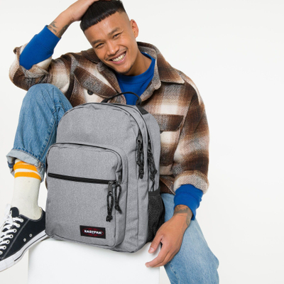 Ранец Eastpak Morius EK00040F3631, за лаптоп, со многу џебови, во повеќе бои