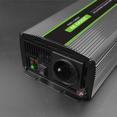 Inverter voltazhi Qoltec Monolith 51938, 24V në 230V, 2000W me valë sinusoide të pastër, i zi