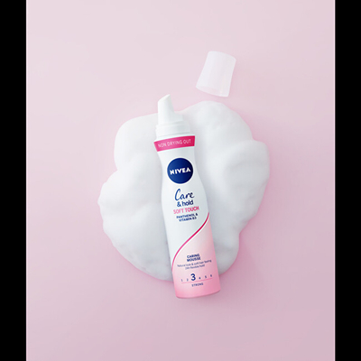 Shkumë për flokë Nivea Care & Hold Soft Touch, 150 ml