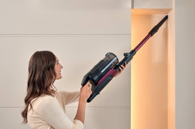 Fshesë me korrent vertikale Hoover HF610HX 011, pa kabllo, 40 min, 0.7L, e zezë