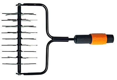 Aerator rroutullues Fiskars QuikFit 