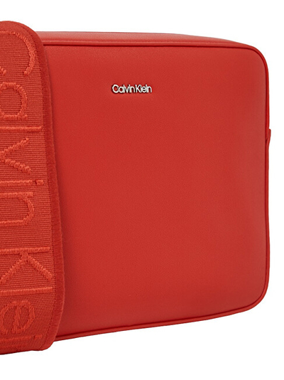 Çantë për femra Calvin Klein, e kuqe