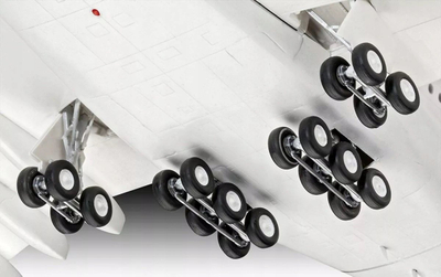 Model avioni Revell Airbus A380, set për ndërtim, shkallë 1:288