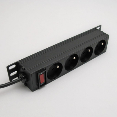 Shirit energjie për rack Netrack PDU 10" 1U, 4 priza, me çelës ndezje/fikje
