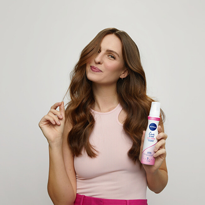 Shkumë për flokë Nivea Care & Hold Soft Touch, 150 ml