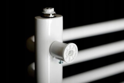 Radiator për banjo Edan WEST W12/60, 570W, 700x650mm, i bardhë