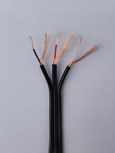 Kabllo audio trefishe RCA, bakër, në bobinë, e zezë