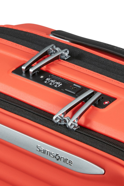 Valixhe Kabine Me 4 Rrota Samsonite Upscape 55/20 Cm, E Zgjerueshme Me Akses Të Lehtë Ngjyrë Lava