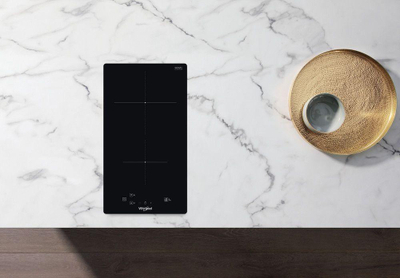Pllakë gatimi me induksion Whirlpool WS Q0530 NE, 2 zona, 3.7 kW, e zezë