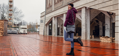 Çantë Crossbody për Femra Vuch Anila, e zezë