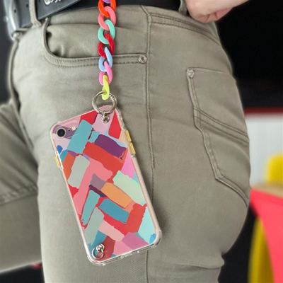 Калено куќиште Color Chain за iPhone 13, флексибилен гел, со приврзок ланец, повеќебоен