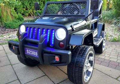 Veturë elektrike për fëmijë Lean Sport S2388 Jeep, 4x45W, 12V, e zezë