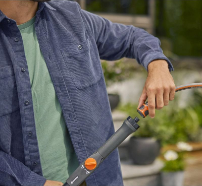 Dorezë teleskopike Gardena CLEANSYSTEM M-XL, 155-260 cm, për larje me ujë