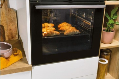 Furrë Gorenje BO6737E02BG, e zezë