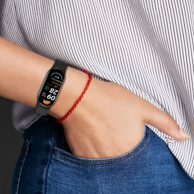 Rrip dore Tech-Protect Iconband Air për Xiaomi Smart Band 8 9 10 NFC, silikoni sportiv me vrima ajrosje, i zi me të kuqe