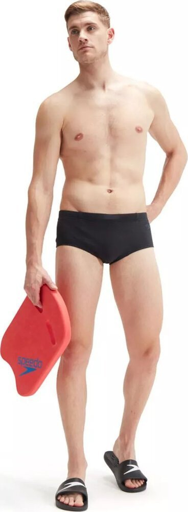 Rrobë banje për burra Speedo Endurance+ Brief 13.5cm, që s’e ha klori, e zezë