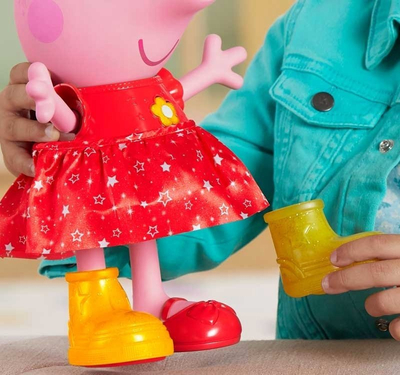 Интерактивна кукла Хасбро Пепа Пиг Muddy Puddles Party, 30 см, со глас на англиски, розова