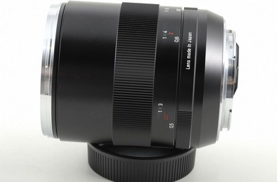 Објектив Zeiss Makro Planar ZE 100mm f/2, рачен фокус, за Canon EOS