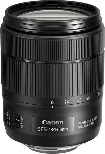 Canon EF-S 18-135mm f/3.5-5.6 IS USM Објектив