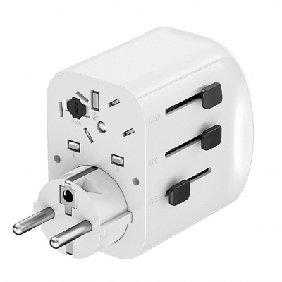 Adapter universal udhëtimi Gembird GROUND, 15W, 3x USB, i bardhë