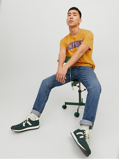 Maicë Jack&Jones JJEJOSH Relaxed Fit 12236514 Honey Gold
