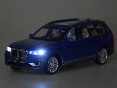 Lodër makine SUV BMW X7, metal, shkallë 1:32, blu