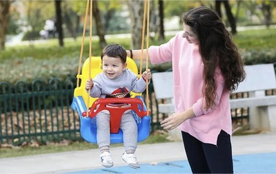 Lëkundëse për kalamaj Moni 3n1 23552, deri 30 kg, për brenda dhe jashtë, shumëngjyrëshe