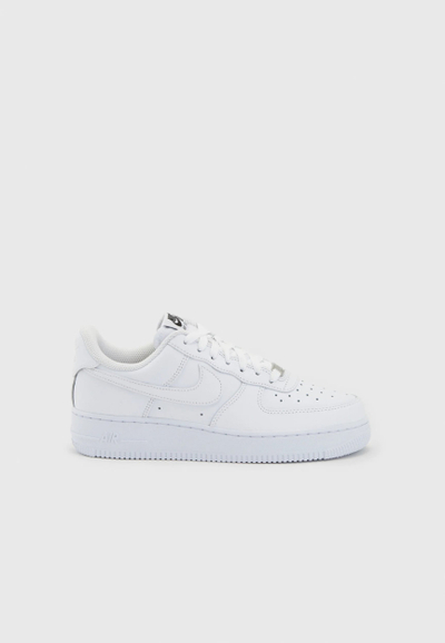 Atlete Nike Air Force 1 Low '07 FlyEase, për femra, UK 4.5, të bardha