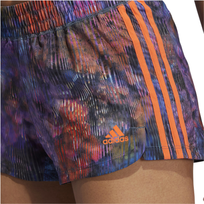 Shorce Adidas 3 Stripes Woven Flower femra, material i lehtë, shumëngjyrëshe