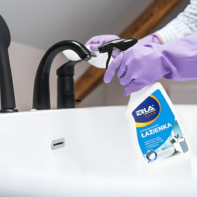 ERLA HOME PËR BANJË 750 ml Eliminon mbetjet e sapunit, ujit dhe gurzave