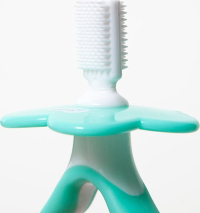 Set furçë edhe kafshues dhëmbësh BrushBaby Teether Brush, 0-18 mujsh, jeshile me të bardhë