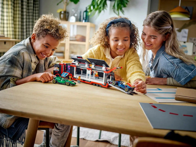 Set ndërtimi LEGO City F1 Truck RB20 AMR24 60445, 8+, shumëngjyrësh