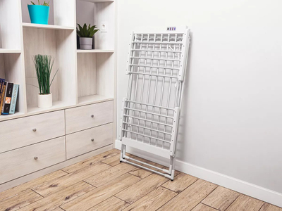 Tharëse rrobash me korent Noveen ECD35 me timer, 220W, metal plastike, gri