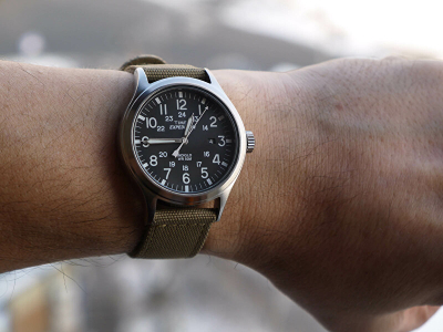 Orë dore Timex Expedition Scout T49962