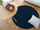 Tapet i rrumbullakët Strado Round Rug Rabbit, 150x150 cm, antirrëshqitës, blu e errët