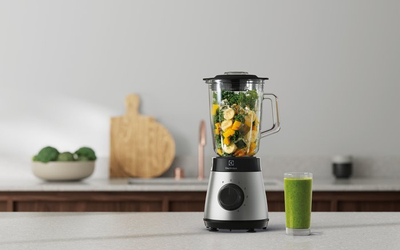 Blender Electrolux E4TB1-6ST, 800W, enë qelqi 1.5L, i argjendtë