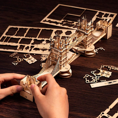Set ndërtimi RoboTime - Tower Bridge, prej druri
