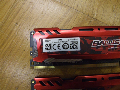 RAM Crucial Ballistix Sport, 16GB DDR4 3000MHz, për kompjuter tavoline, i kuq