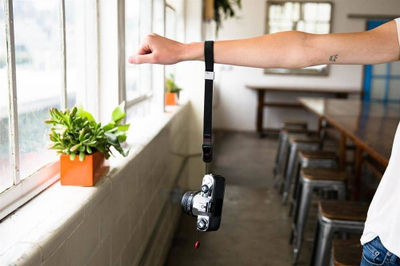 Rrip dore për aparat Peak Design Cuff, i rregullueshëm, gri Ash